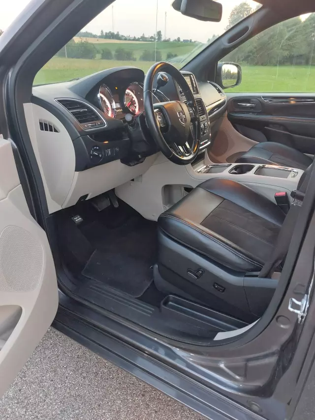 DODGE GRAND CARAVAN 