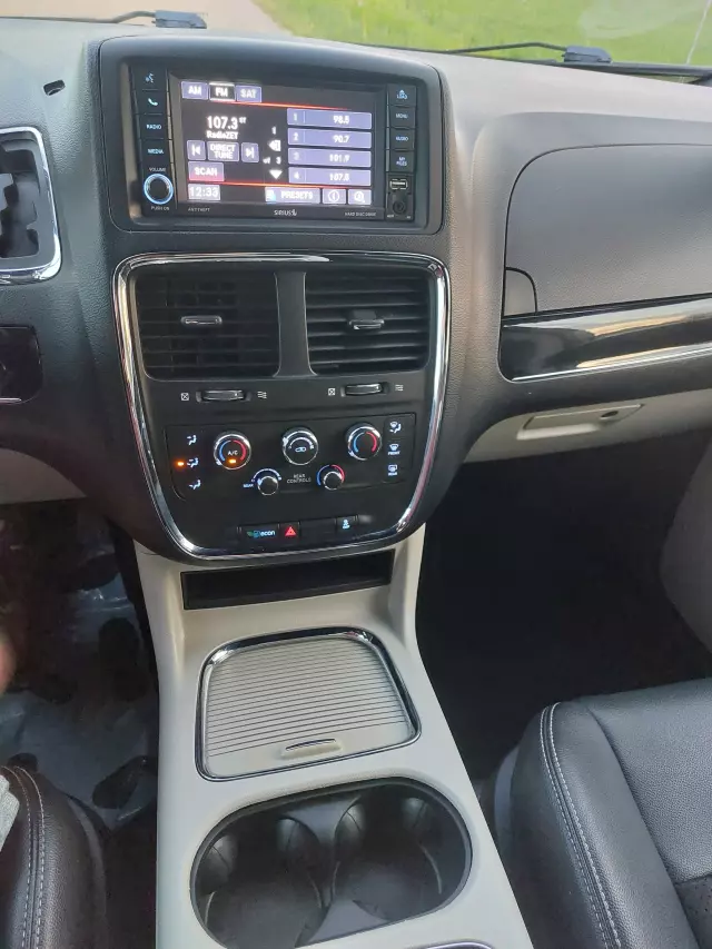 DODGE GRAND CARAVAN 