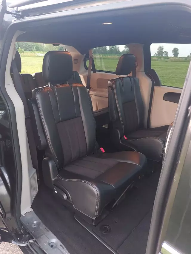 DODGE GRAND CARAVAN 