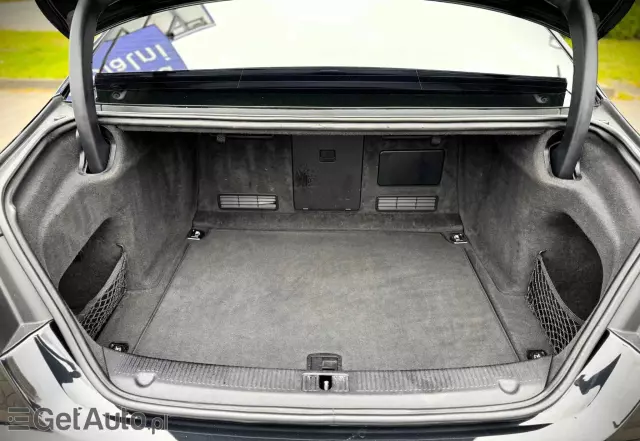 AUDI A8 4.2 TDI DPF quattro tiptronic