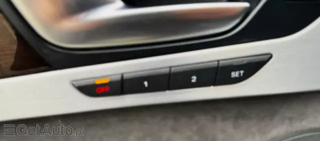 AUDI A8 4.2 TDI DPF quattro tiptronic