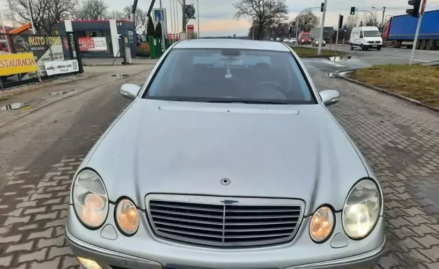 MERCEDES-BENZ Klasa E 