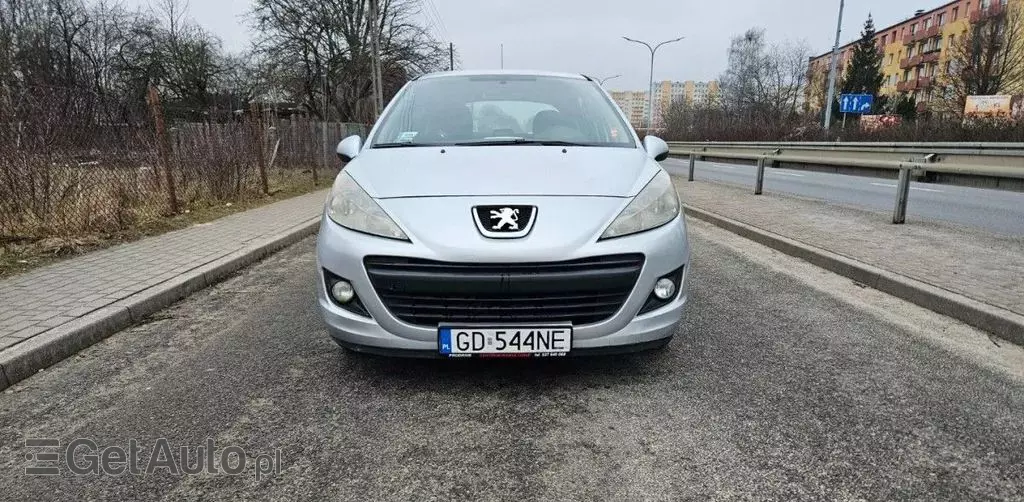 PEUGEOT 207 