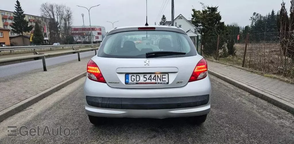 PEUGEOT 207 