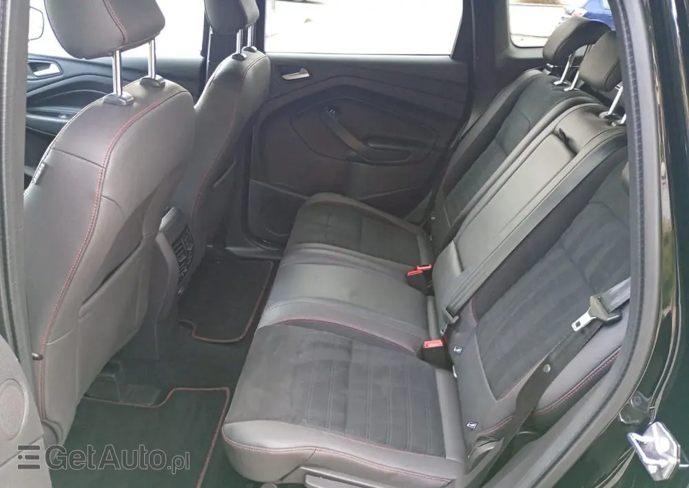 FORD Kuga 1.5 EcoBoost FWD ST-Line