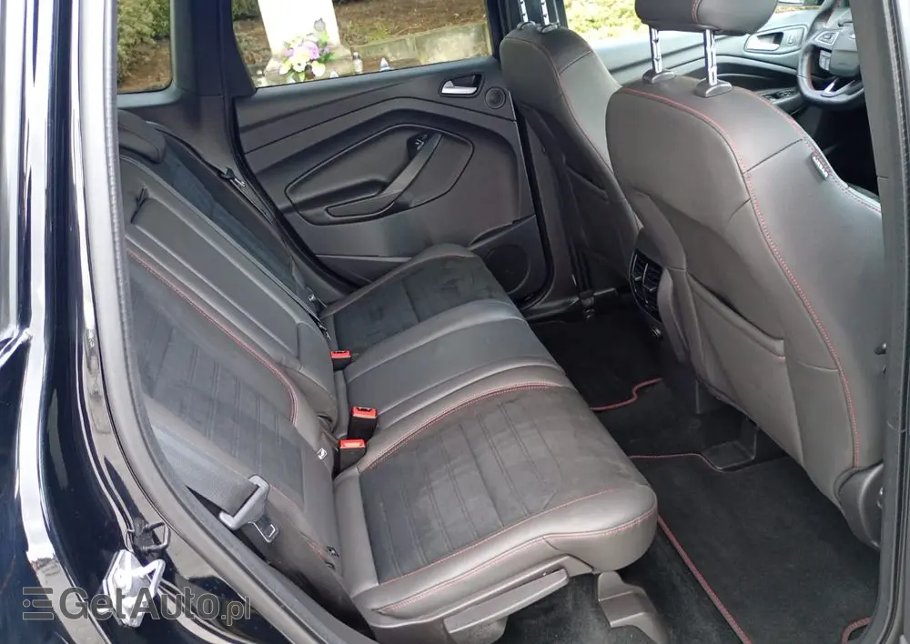 FORD Kuga 1.5 EcoBoost FWD ST-Line