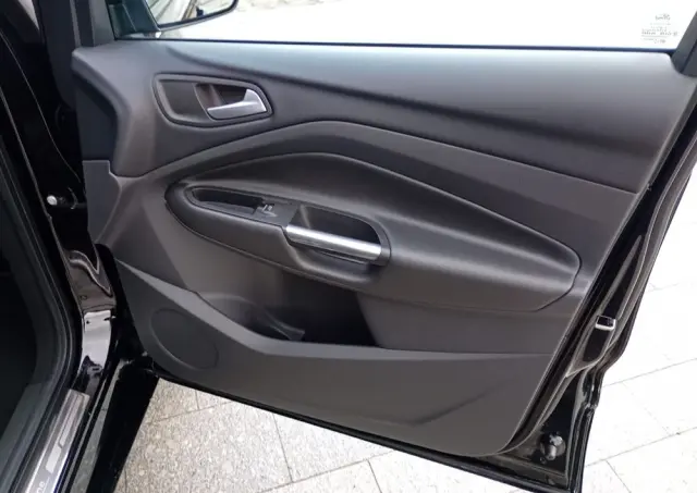 FORD Kuga 1.5 EcoBoost FWD ST-Line