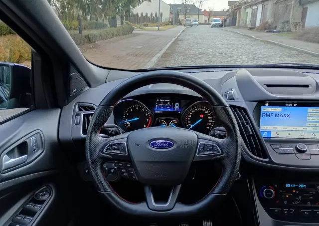 FORD Kuga 1.5 EcoBoost FWD ST-Line