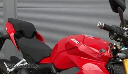 DUCATI Streetfighter V4 S 