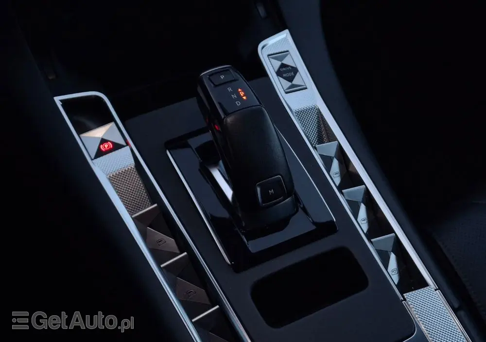 DS AUTOMOBILES DS 7 Crossback 1.6 PureTech Rivoli