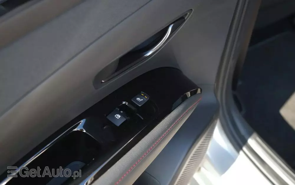 HYUNDAI Tucson 1.6 T-GDi PHEV Platinum N Line 4WD