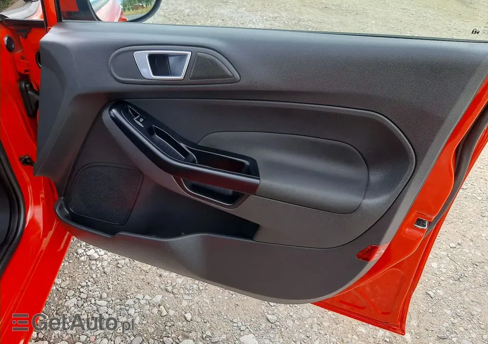FORD Fiesta 1.6 TDCi DPF Trend