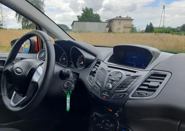 FORD Fiesta 1.6 TDCi DPF Trend