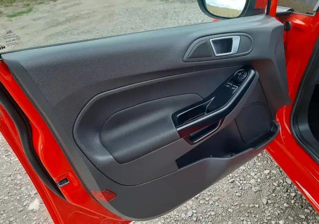 FORD Fiesta 1.6 TDCi DPF Trend