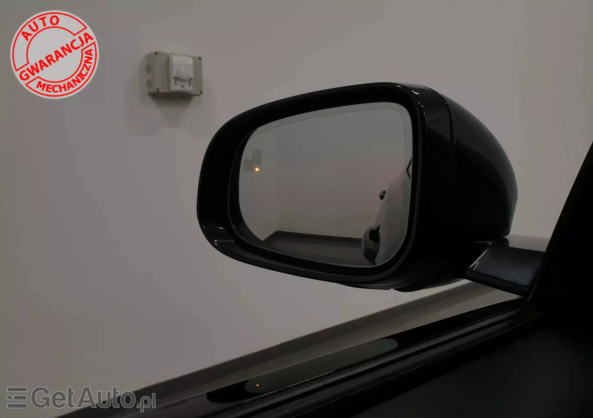 JAGUAR XF D200 Sportbrake R-Dynamic BLACK