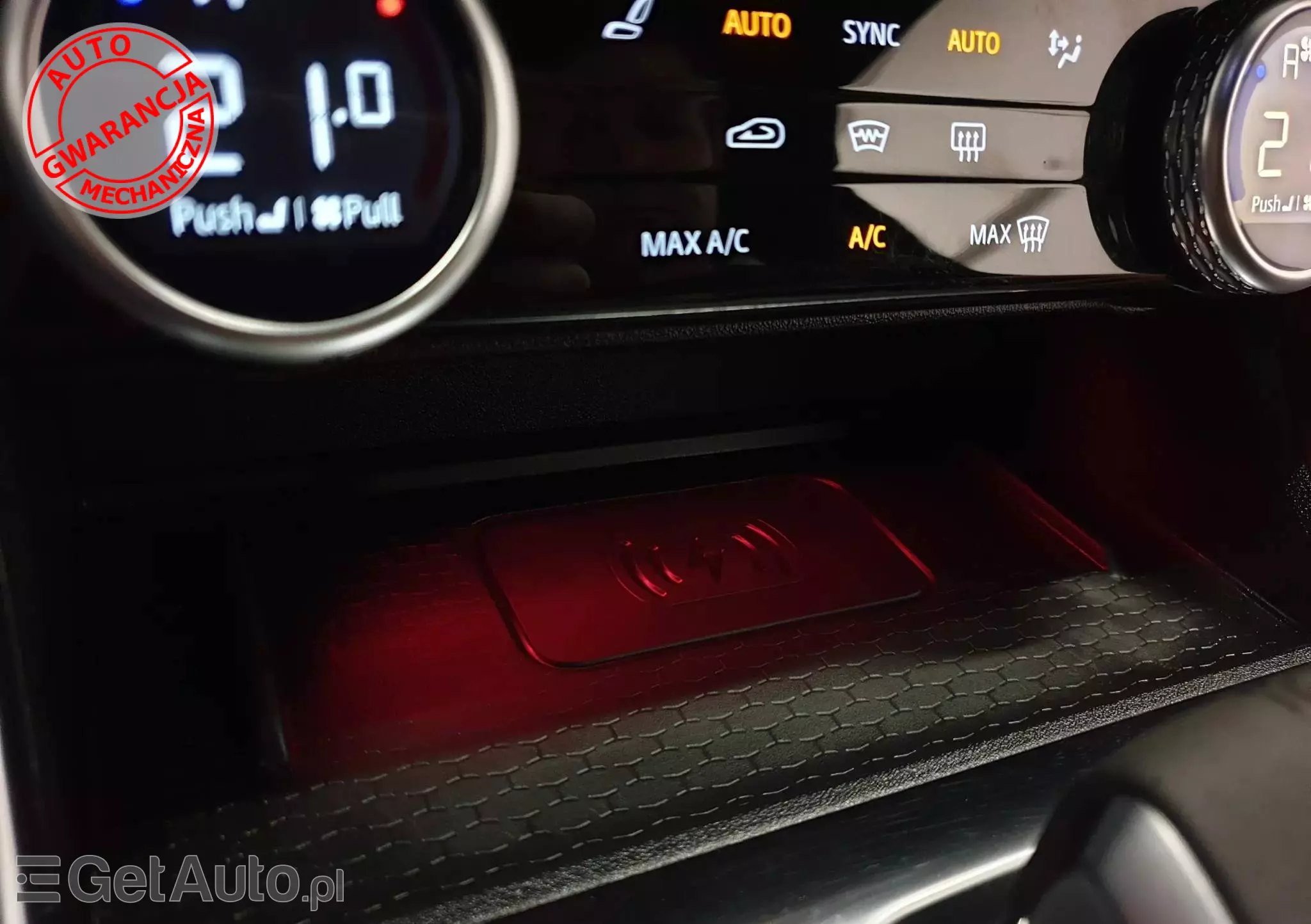 JAGUAR XF D200 Sportbrake R-Dynamic BLACK