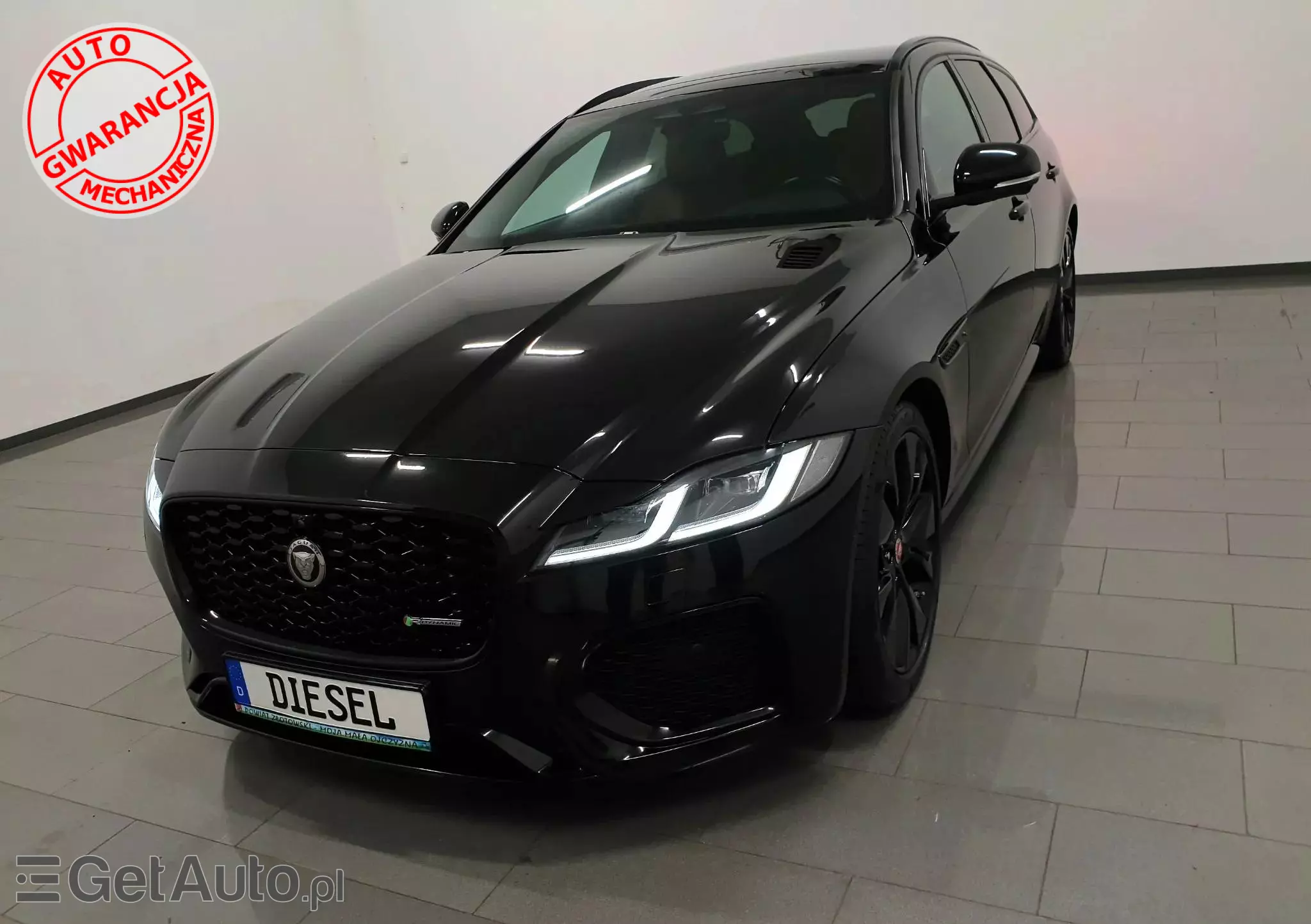 JAGUAR XF D200 Sportbrake R-Dynamic BLACK