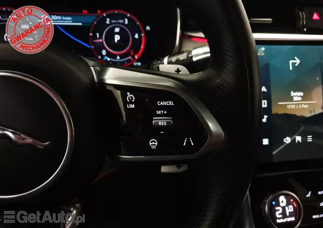 JAGUAR XF D200 Sportbrake R-Dynamic BLACK