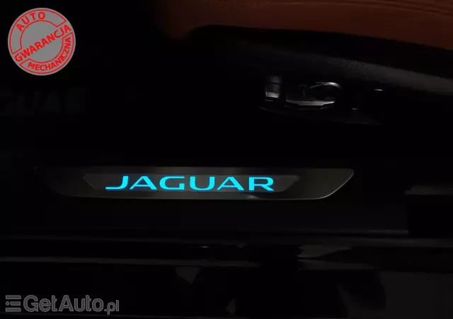 JAGUAR XF D200 Sportbrake R-Dynamic BLACK