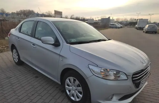 PEUGEOT 301 