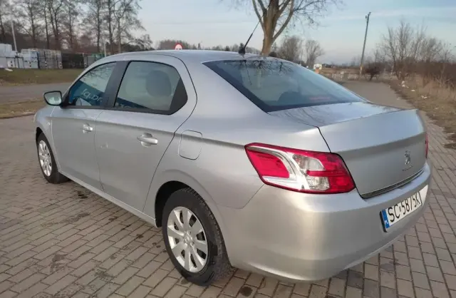 PEUGEOT 301 