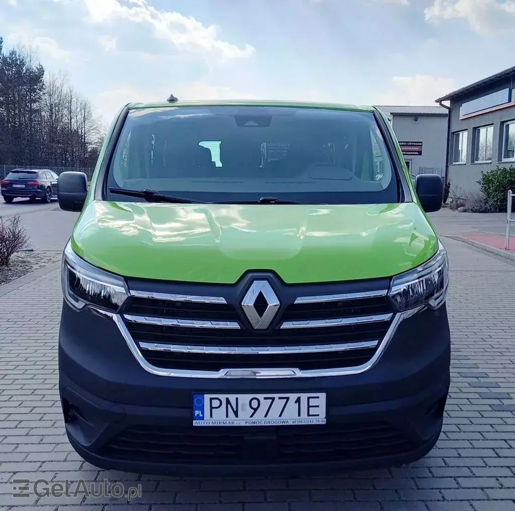RENAULT Trafic 