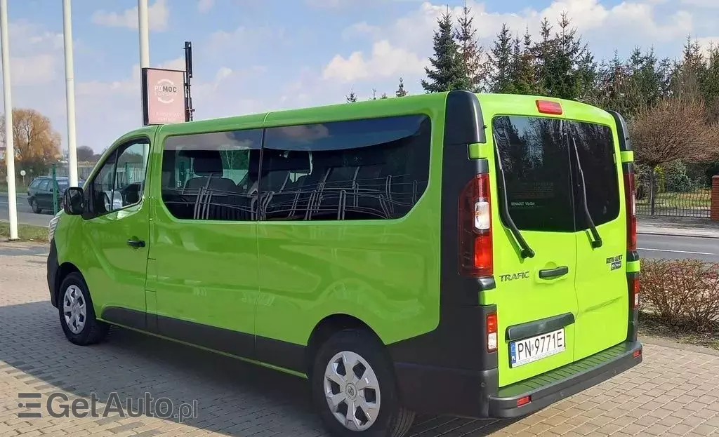 RENAULT Trafic 