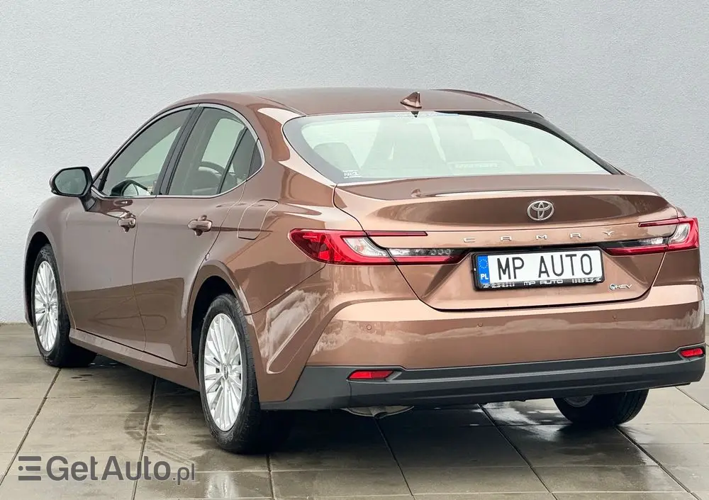TOYOTA Camry 2.5 Hybrid Comfort CVT
