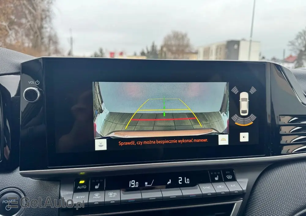 TOYOTA Camry 2.5 Hybrid Comfort CVT