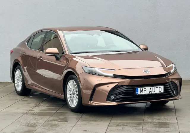 TOYOTA Camry 2.5 Hybrid Comfort CVT