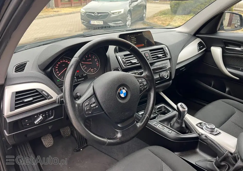 BMW Seria 1 116i Edition Metropolitan