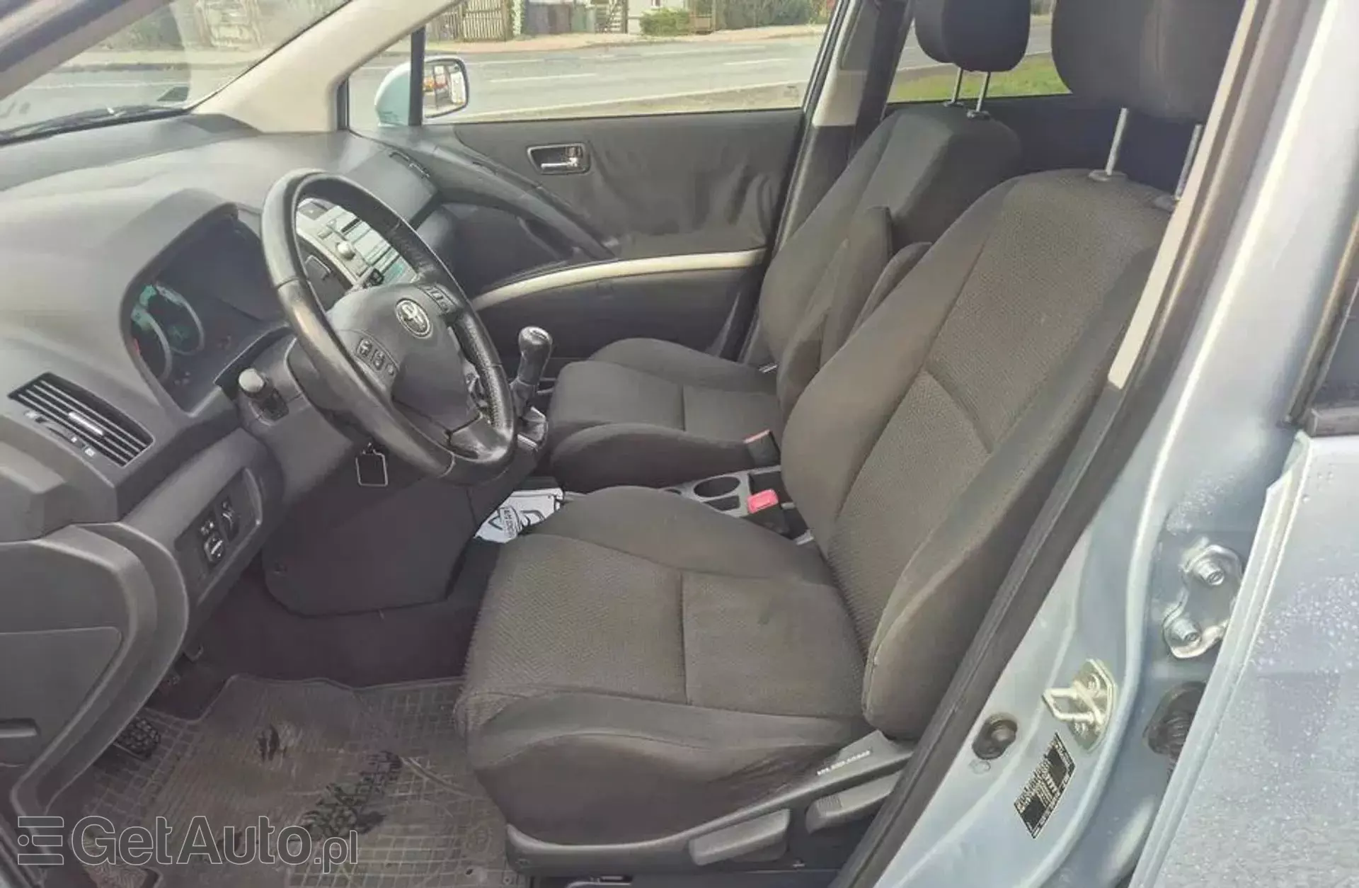 TOYOTA Corolla 2.0 D-4D (126 KM)