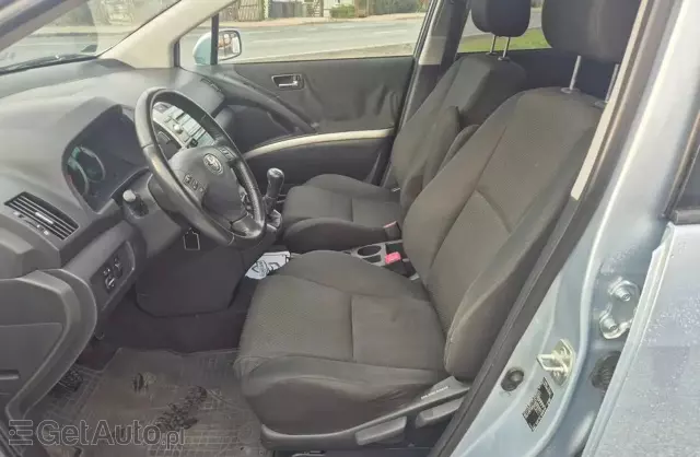 TOYOTA Corolla 2.0 D-4D (126 KM)