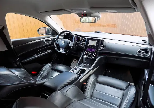 RENAULT Talisman ENERGY TCe 200 EDC INITIALE PARIS