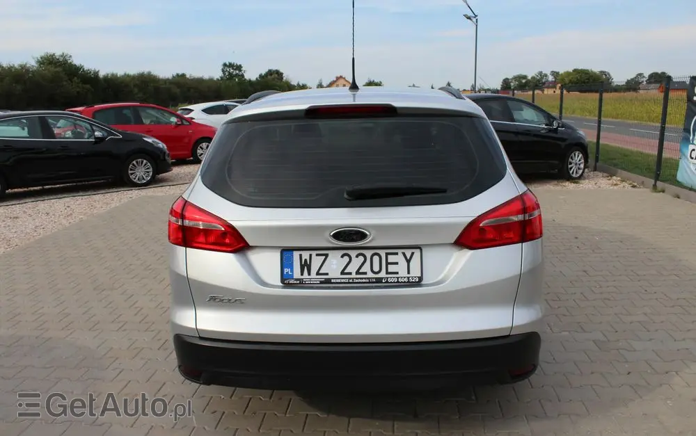 FORD Focus Turnier 1.5 EcoBlue Start-Stopp-System ACTIVE STYLE