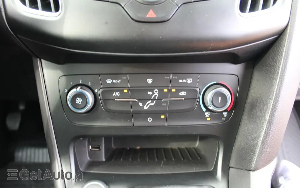 FORD Focus Turnier 1.5 EcoBlue Start-Stopp-System ACTIVE STYLE