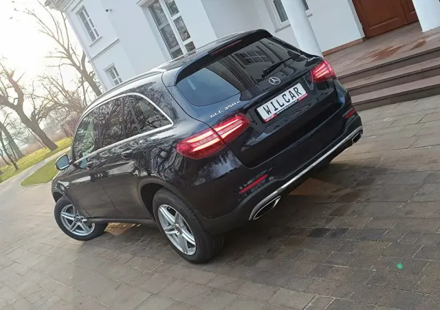 MERCEDES-BENZ GLC 