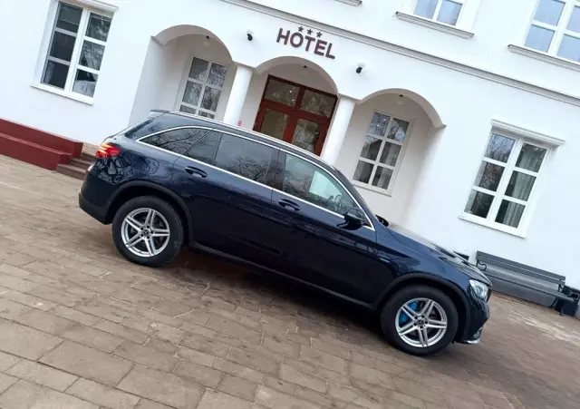 MERCEDES-BENZ GLC 