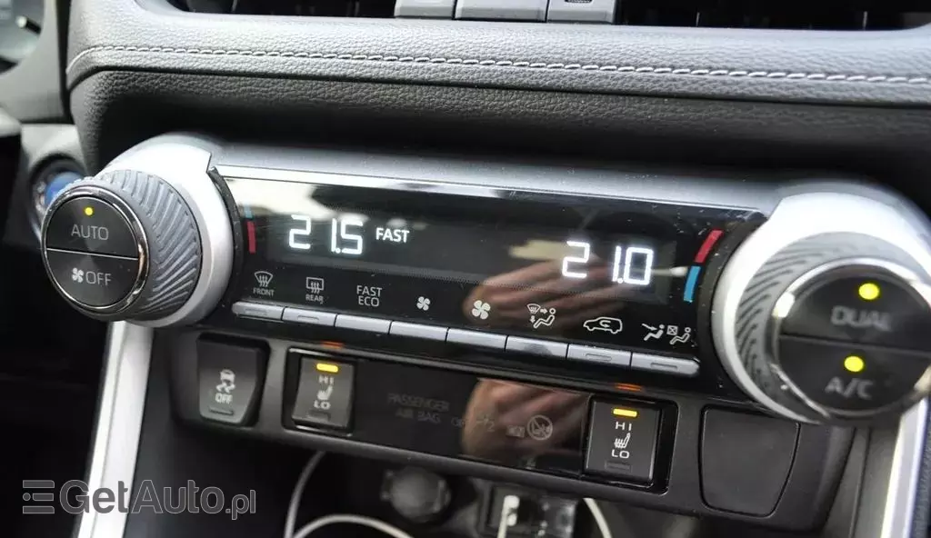 TOYOTA RAV4 2.5 (218 KM) Hybrid CVT