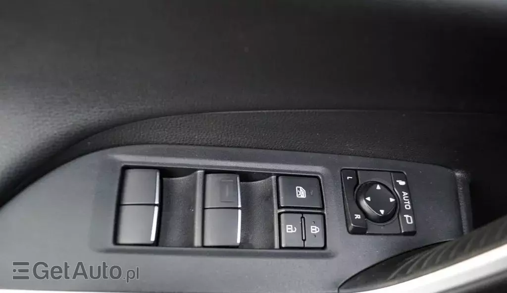 TOYOTA RAV4 2.5 (218 KM) Hybrid CVT