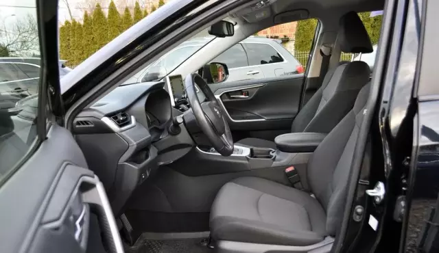 TOYOTA RAV4 2.5 (218 KM) Hybrid CVT