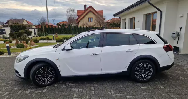 OPEL Insignia Country Tourer 2.0 DIesel 4x4 Exclusive