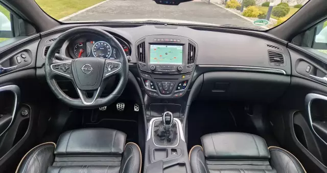 OPEL Insignia Country Tourer 2.0 DIesel 4x4 Exclusive