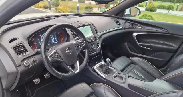 OPEL Insignia Country Tourer 2.0 DIesel 4x4 Exclusive