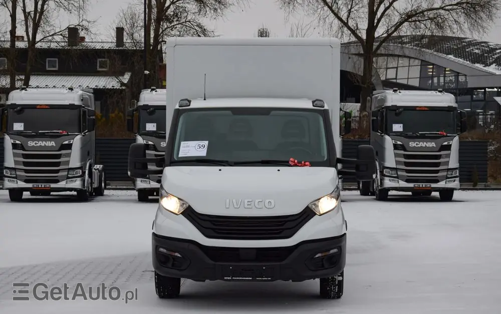 IVECO DAILY 35S14 / 2.3 - 140 KM / AUTIOMAT HI-MATIC / 3 OSOBY / DO 3,5 TONY / KONTENER / DOSTAWCZE / WINDA PALFINGER / KLIMA / TEMPOMAT / 2022 / SERWISOWANY / SPROWADZONY Z NIEMIEC 
