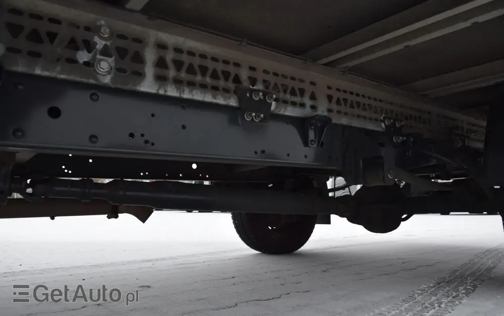 IVECO DAILY 35S14 / 2.3 - 140 KM / AUTIOMAT HI-MATIC / 3 OSOBY / DO 3,5 TONY / KONTENER / DOSTAWCZE / WINDA PALFINGER / KLIMA / TEMPOMAT / 2022 / SERWISOWANY / SPROWADZONY Z NIEMIEC 