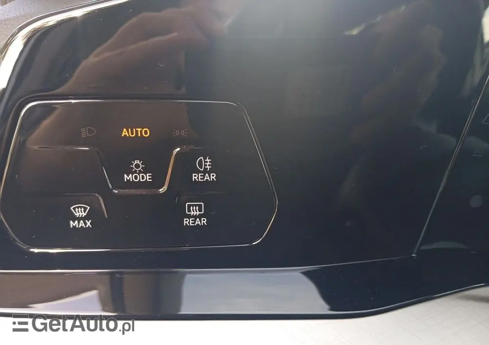 VOLKSWAGEN Golf VIII 2.0 TDI Life