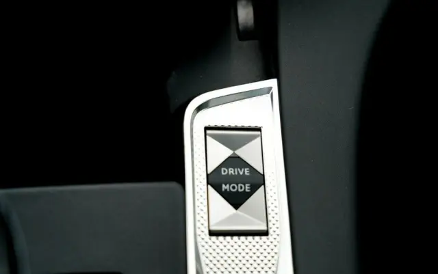 DS AUTOMOBILES DS 7 Crossback 