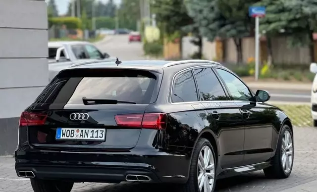 AUDI A6 