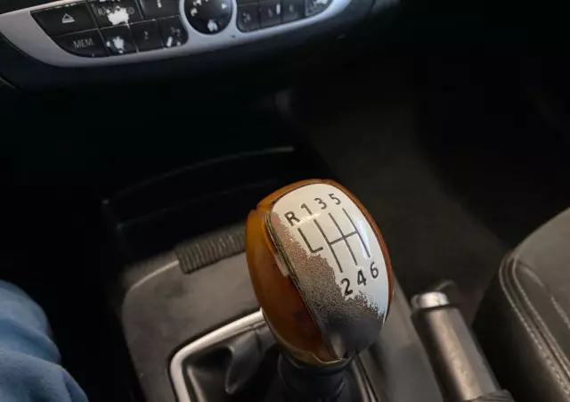 RENAULT Laguna 2.0 Authentique